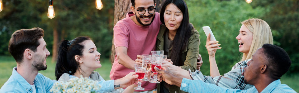 Verbringe Zeit mit Freunden & Familie